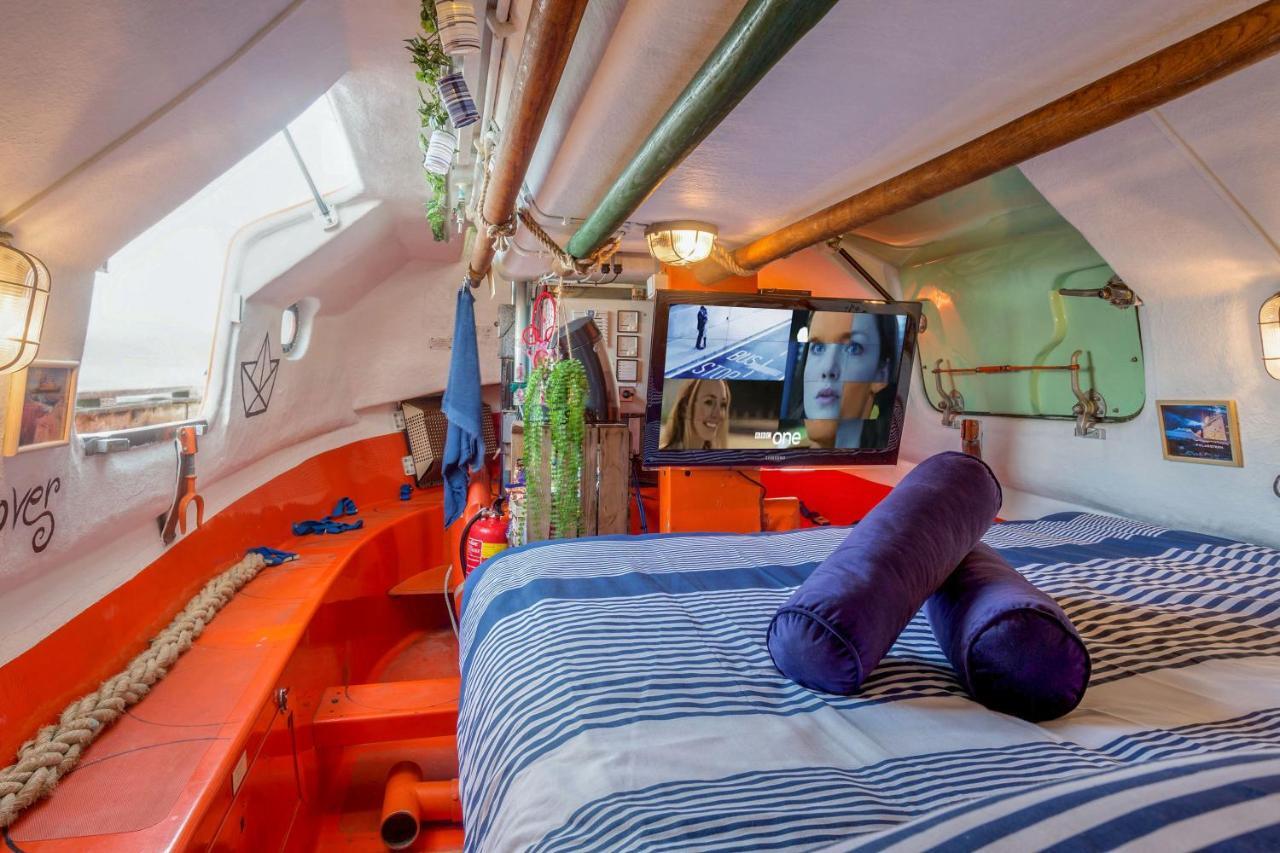 Polarstern - Unique Boatstay! Monnickendam Kültér fotó
